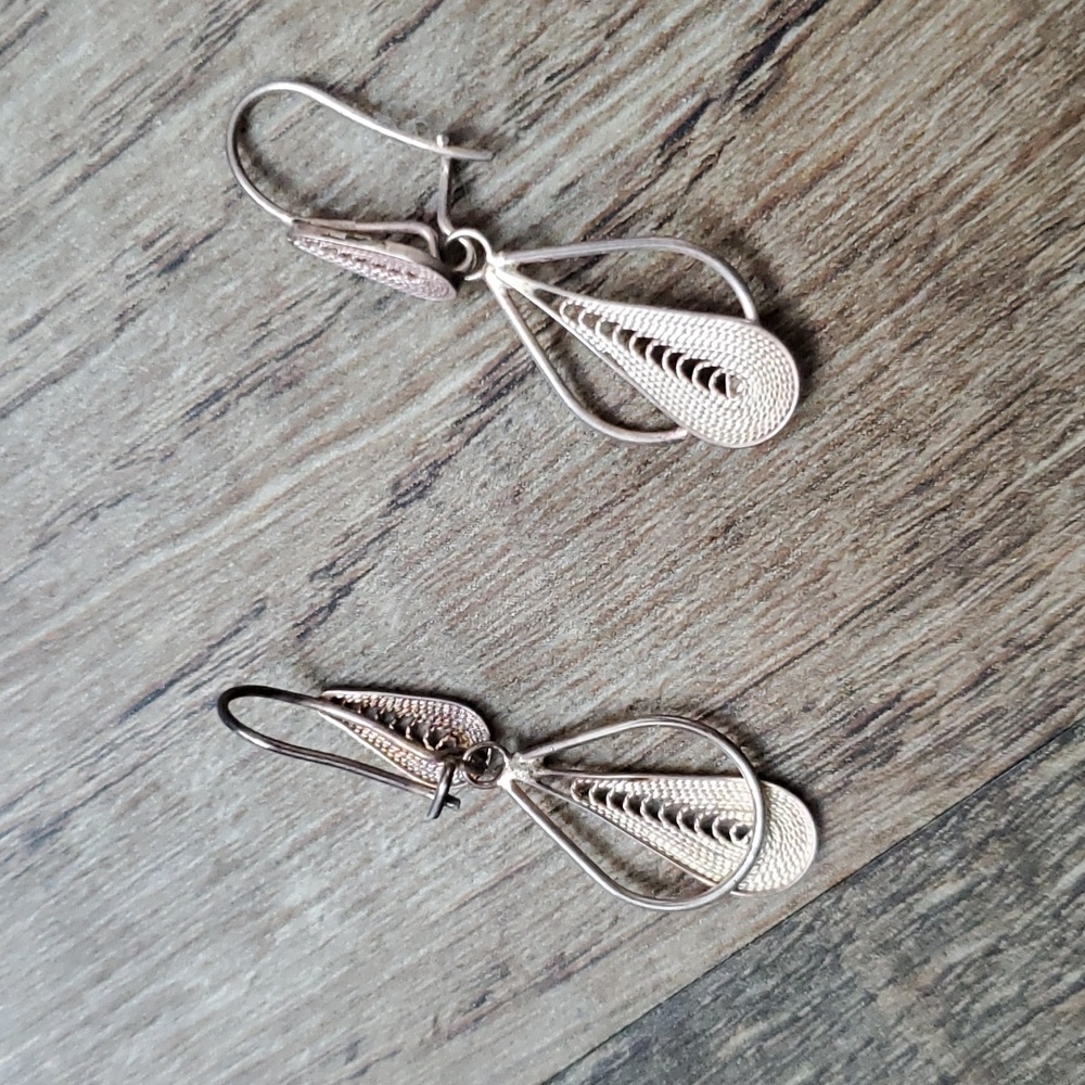 🆕 Lace Sterling Silver Teardrop Earrings